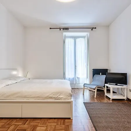 Guesthost - Porta Nuova Shiny Flats Lejlighed