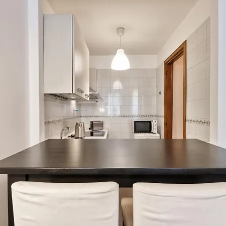 Guesthost - Porta Nuova Shiny Flats Daire *