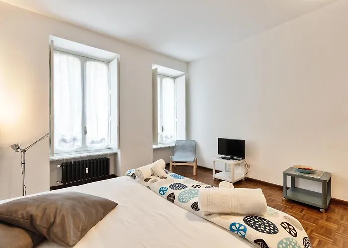 Apartment Guesthost - Porta Nuova Shiny Flats *