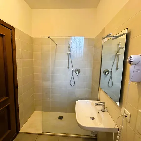 Guesthost - Porta Nuova Shiny Flat تورينو