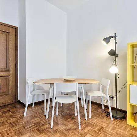 Guesthost - Porta Nuova Shiny Flat * تورينو
