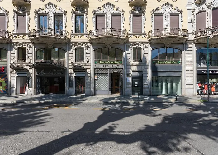 Guesthost - Porta Nuova Shiny Flats Διαμέρισμα