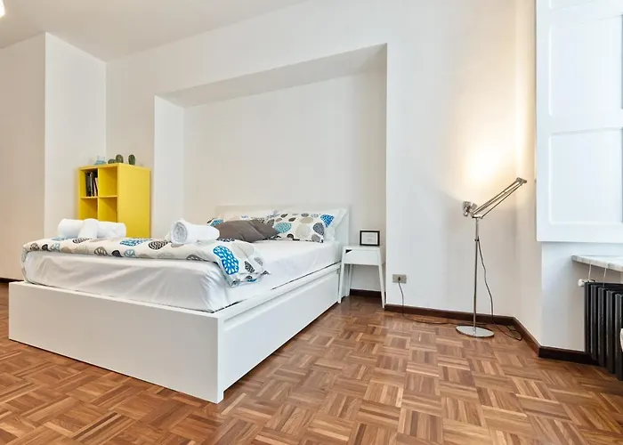 Guesthost - Porta Nuova Shiny Flats Διαμέρισμα