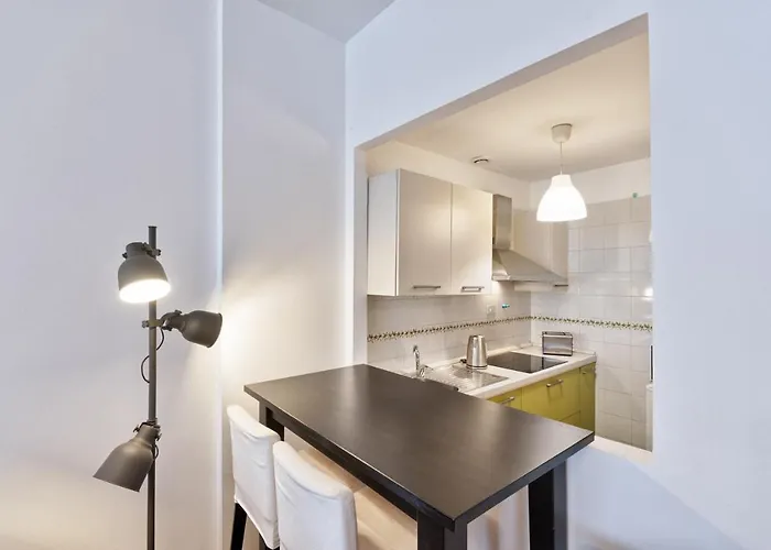 Guesthost - Porta Nuova Shiny Flats * Τορίνο